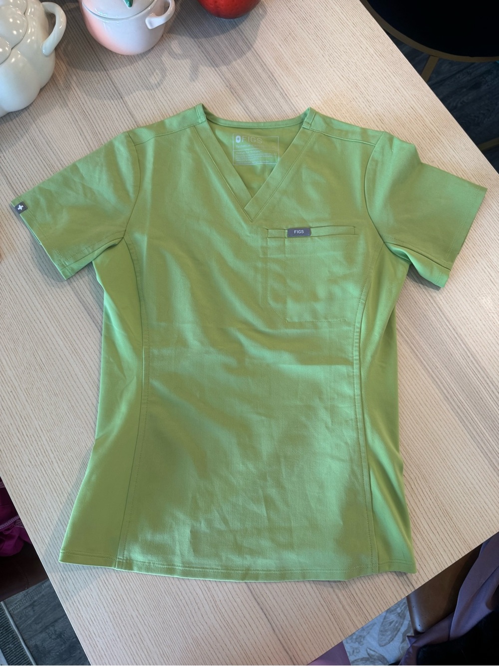 XS Figs Matcha top - Everly Slim Scrub Top.
Never worn. New without tags. NWOT.